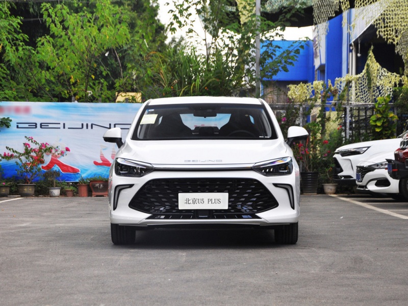 北京U5 PLUS 2023款 1.5L CVT豪华运动版