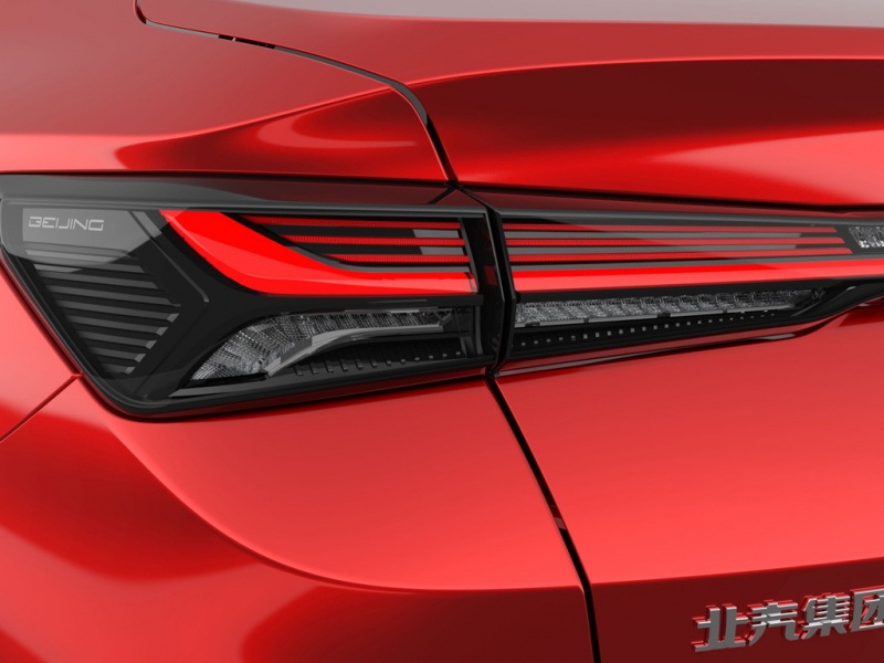 北京U5 PLUS 2023款 1.5L CVT尊贵运动版