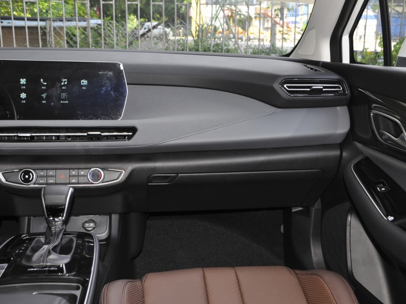 北京U5 PLUS 2023款 1.5L CVT尊贵运动版 北京U5 PLUS 2023款 1.5L CVT尊贵运动版