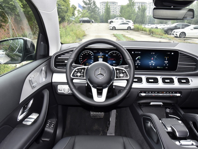 奔驰GLE轿跑新能源 2023款 GLE 350 e 4MATIC 轿跑SUV  奔驰GLE轿跑新能源 2023款 GLE 350 e 4MATIC 轿跑SUV