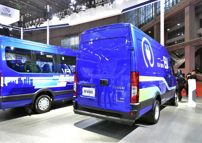 依维柯欧胜新能源 2023款 88.1kWh长轴双排底盘