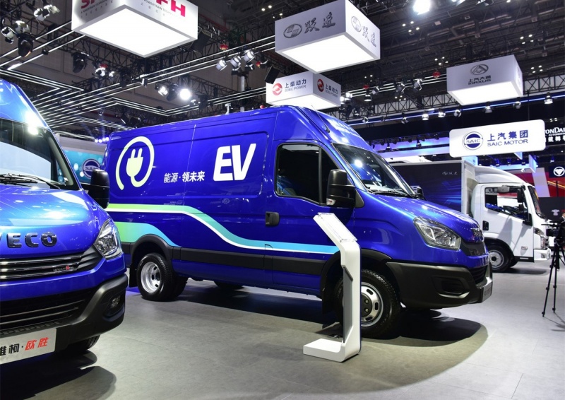 依维柯欧胜新能源 2024款 运瑞 77.28kWh长轴高顶 侧拉门