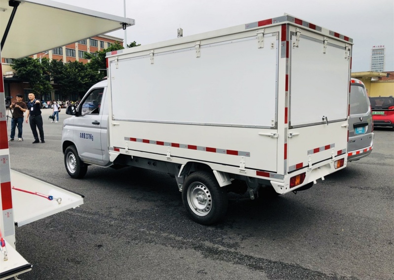 五菱荣光新卡专用车 2023款 2.0L 单排冷藏车