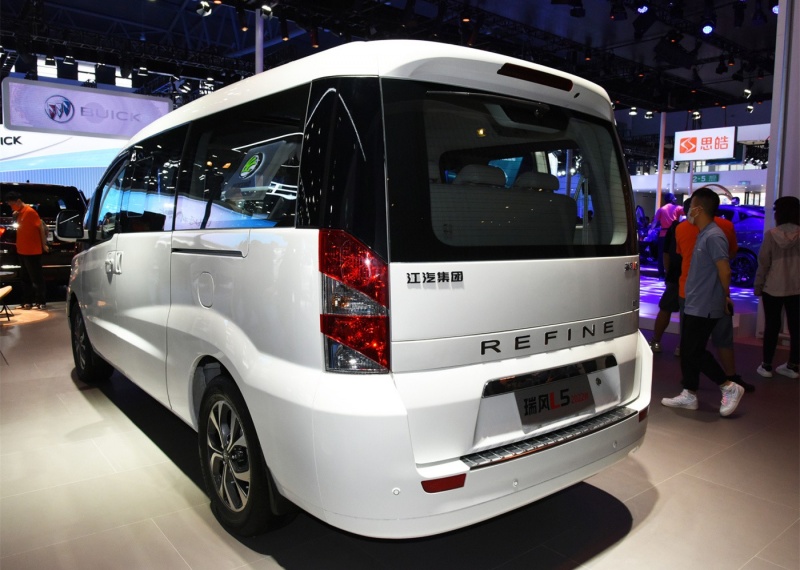 瑞风L5 2022款 2.0T 自动公务版