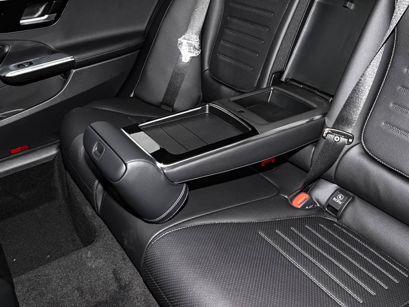  奔驰C级 2026款 C 260 L