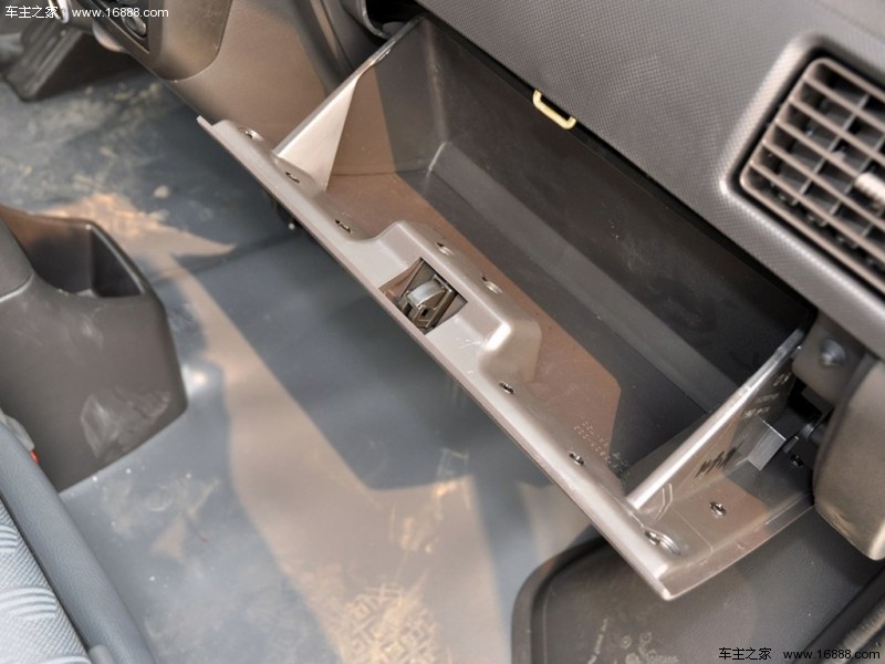  五菱荣光小卡 2021款 1.5L标准型空调版单排L3C