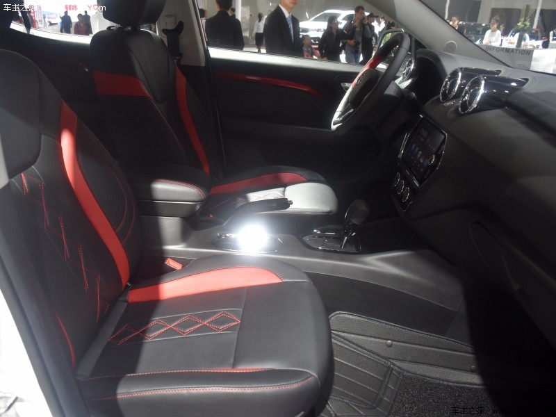  东南DX3 2019款 1.5T CVT豪华型 国VI