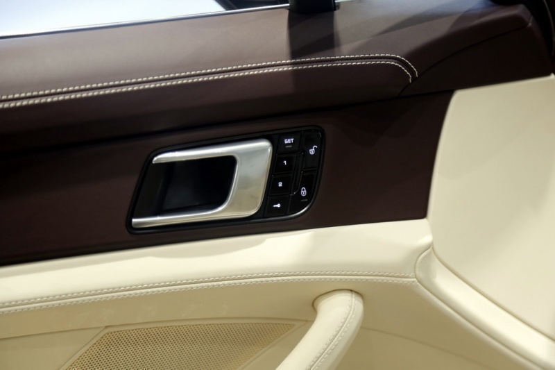  Panamera 2021款 Panamera 行政加长版 2.9T
