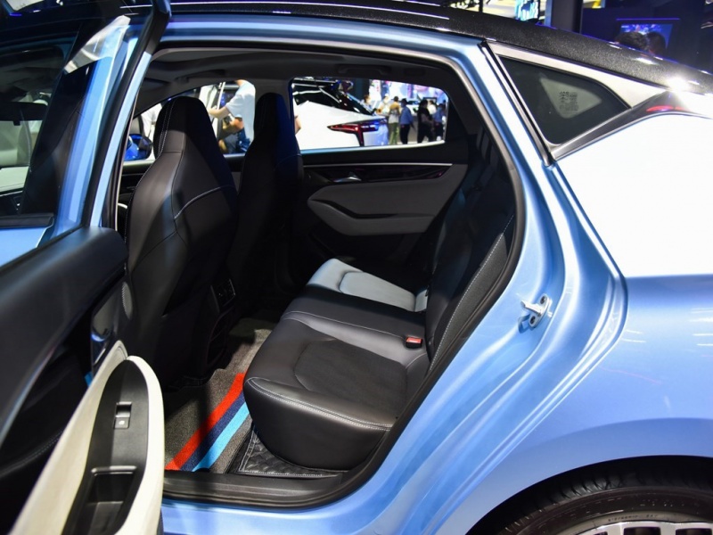  思皓E50A 2021款 尊享版