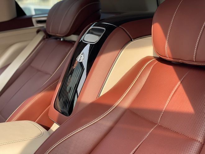  迈巴赫GLS 2024款 GLS 600 4MATIC 极夜版