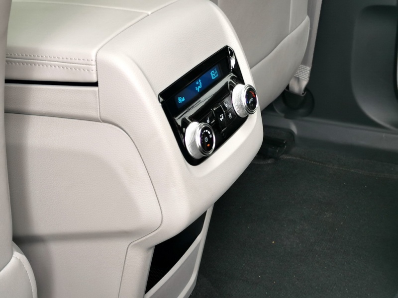  领裕 2023款 EcoBoost 225 尊领型PLUS 7座（2/2/3）