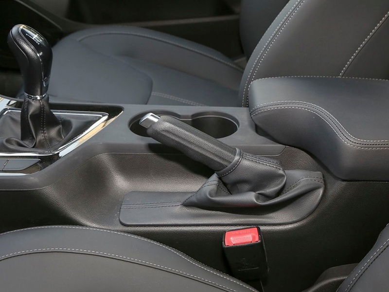  艾瑞泽5 2025款 卓越版 1.5L CVT风尚型