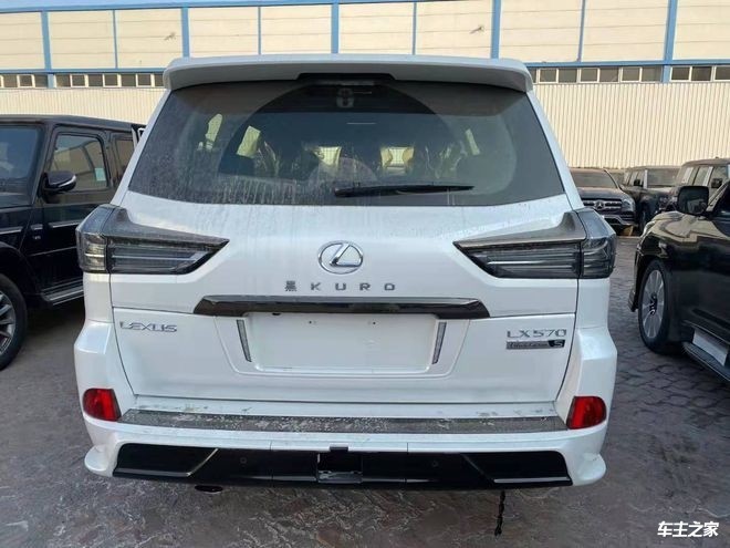 2021款雷克萨斯LX570北京现车5.7V8国六全国落户上牌配置落地价格