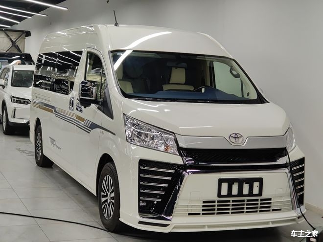 23款丰田海狮七座九座现车40万 可豪华改装