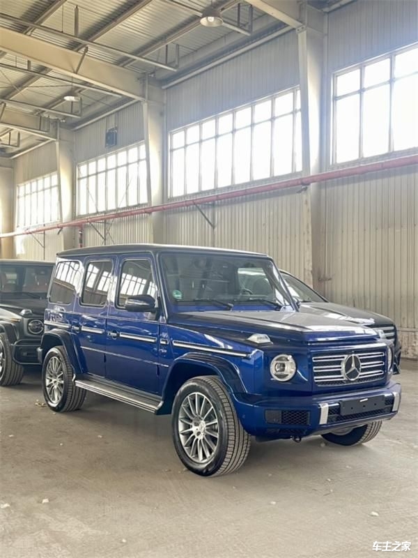 24款奔驰G500天津港现车190万裸车惠全国