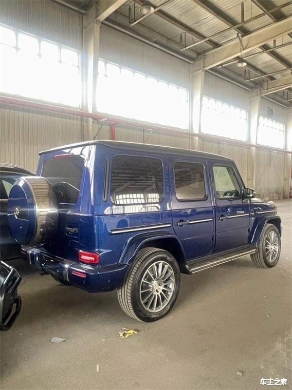 24款奔驰G500天津港现车190万裸车惠全国