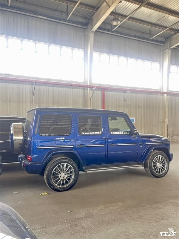 24款奔驰G500天津港现车190万裸车惠全国
