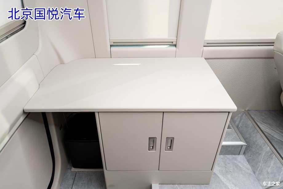 红旗国悦9座辽宁鞍山优惠价格官网报价总部电话18500485555