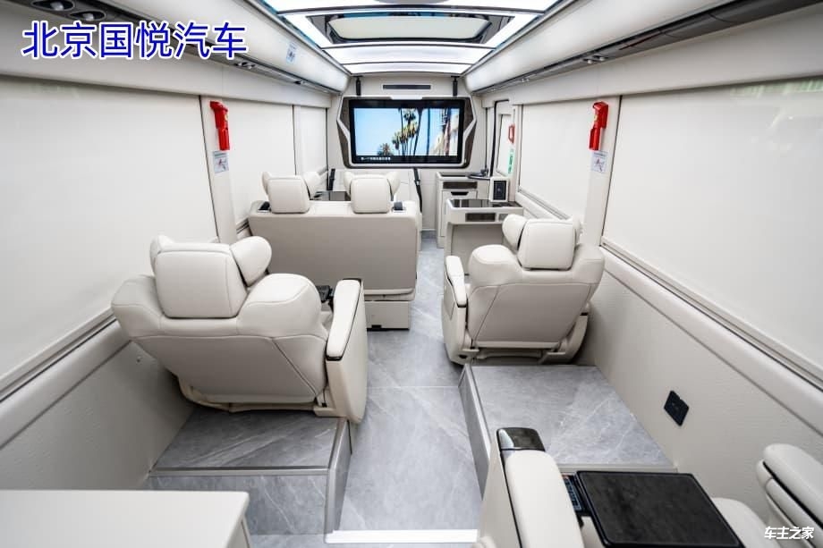 红旗国悦9座辽宁鞍山优惠价格官网报价总部电话18500485555
