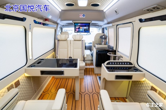 丰田考斯特16座安康落地多少钱