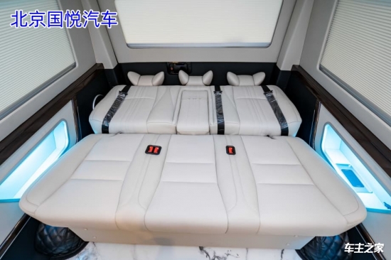 贵州都匀丰田海狮凯萨皇冠版优惠后的价格