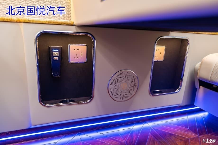 红旗国悦座10座博尔塔拉蒙古自治州优惠官网总部电话18500485555